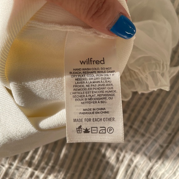 Aritzia Wilfred Sheer-Sleeve Top - Picture 3 of 6